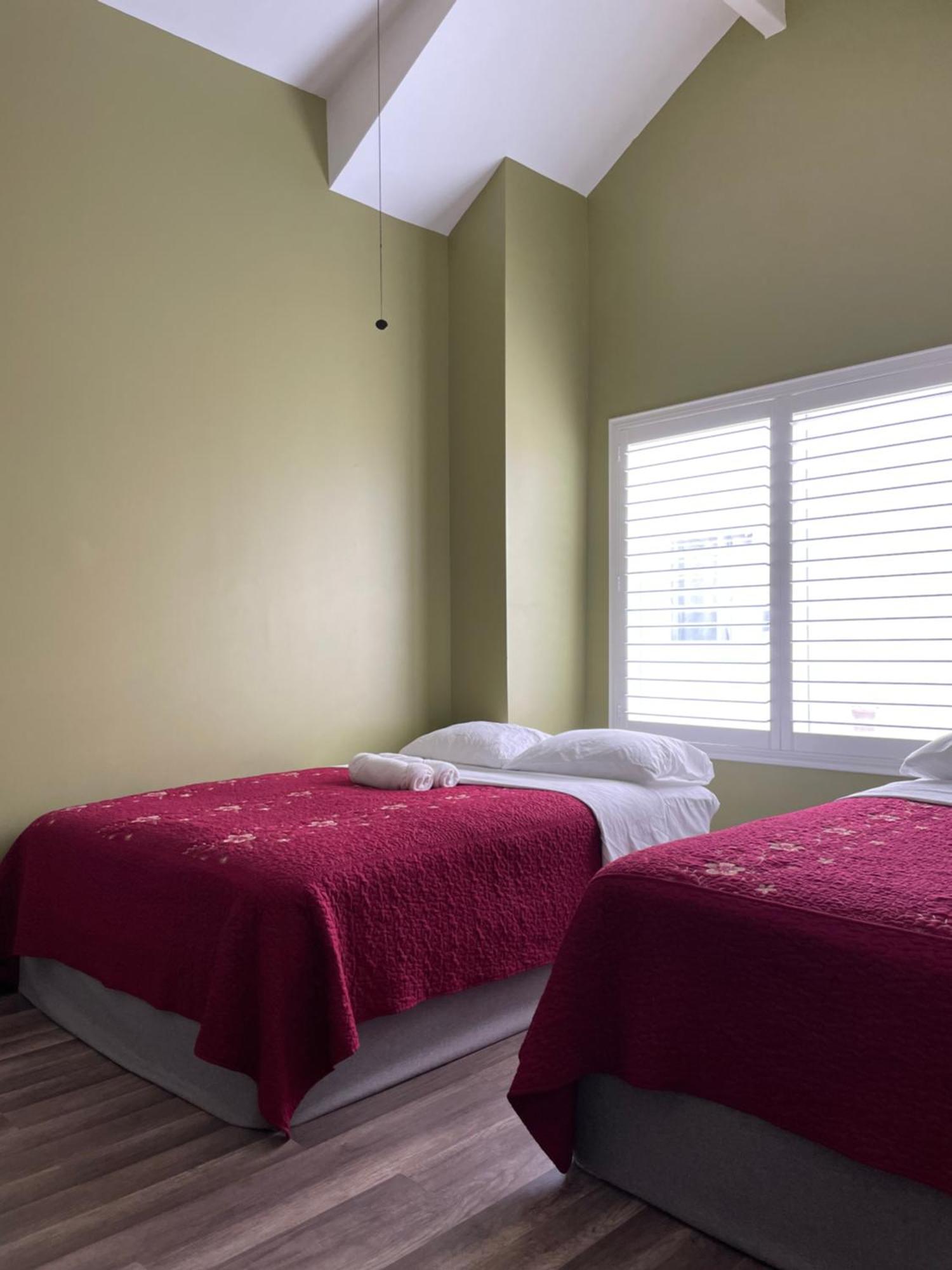 Private Large La Bedroom W Private Full Bathroom Or Half-bathroom - Tv - Ac - Wifi - Private Fridge Near Usc - Exposition Park - Usc Memorial Coliseum - Banc Of California Bmo Stadium - Downtown Angeles Dtla - Of Southern California Us Privatunterkunft *